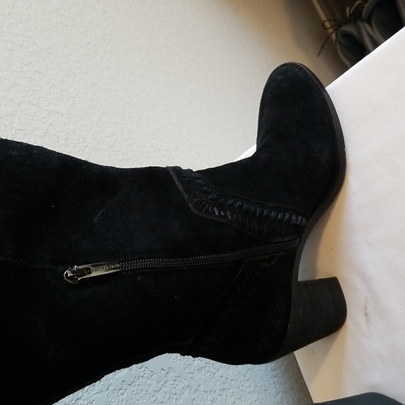 Vince Camuto Madolee Black Suede Over the Knee Boots 10M - Picture 9 of 16